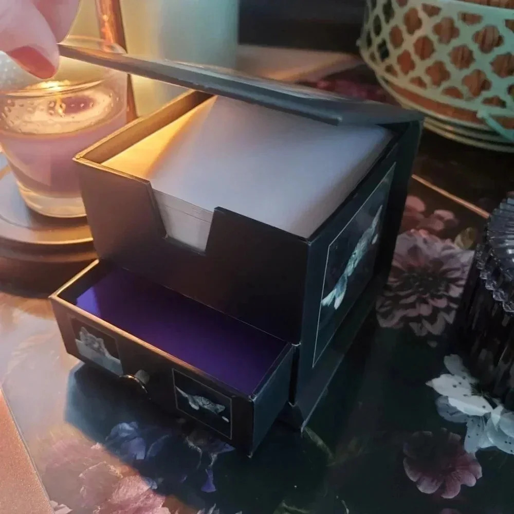 Cats Lovers Desk Note Sheets Box Lid with a Little  Drawer